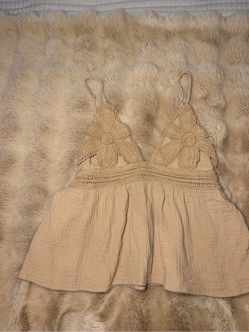 vestique Beige Crochet Floral Trim Spaghetti Strap Cami